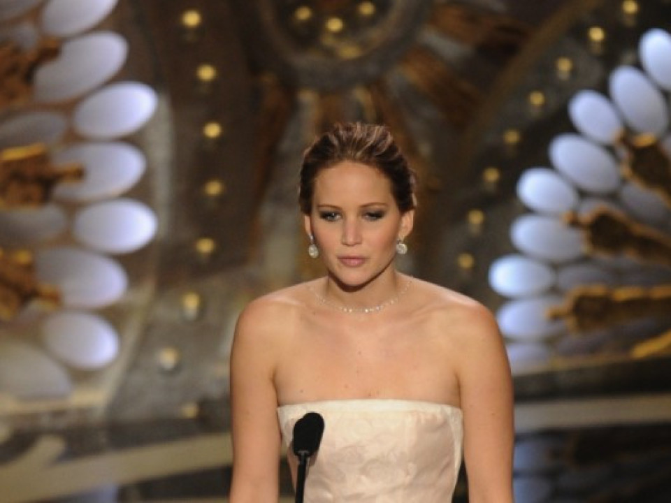 Jennifer Lawrence: 'Nu ma pricep deloc sa dansez'