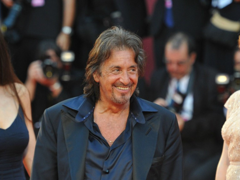 Al Pacino nu iese la pensie!