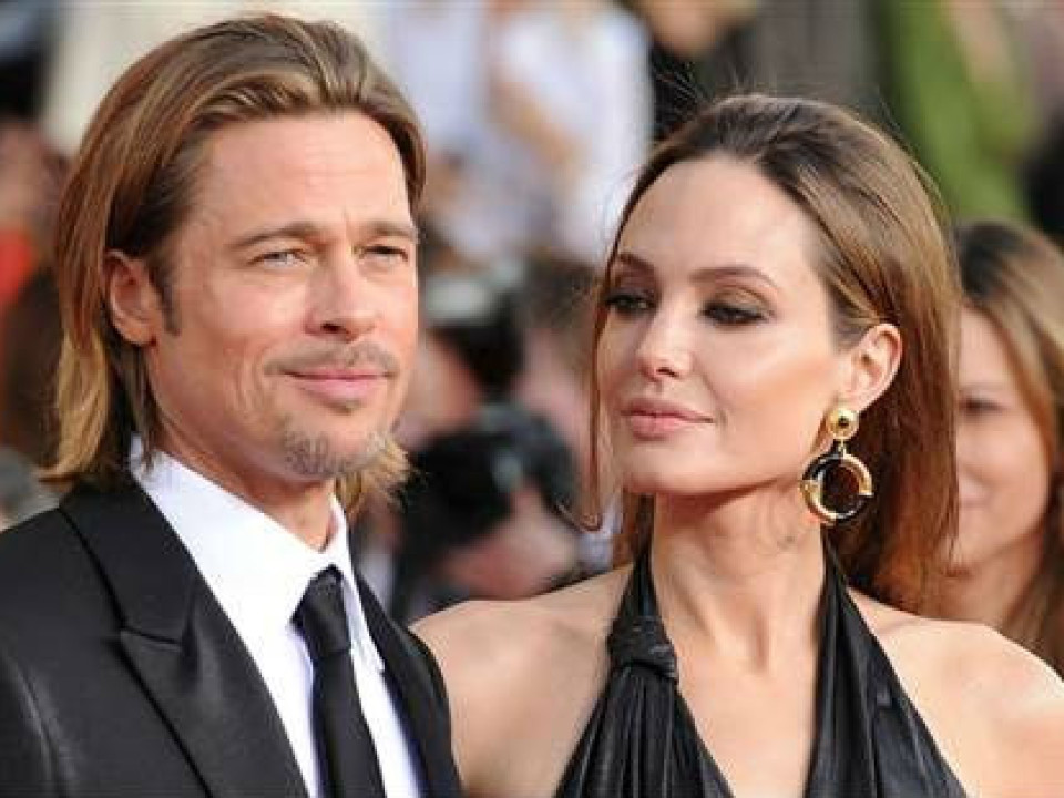 Brad Pitt: Vreau ca Angelina sa fie mandra de barbatul ei