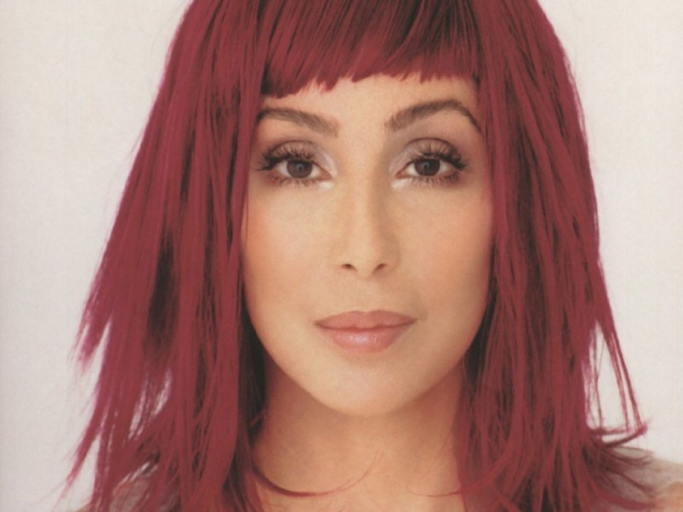 Cher: 'Sunt o persoana explicita, dar acum nu pot concura cu Lady Gaga'