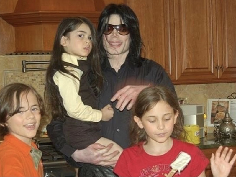 Cum arată astăzi cei trei copii ai lui Michael Jackson 