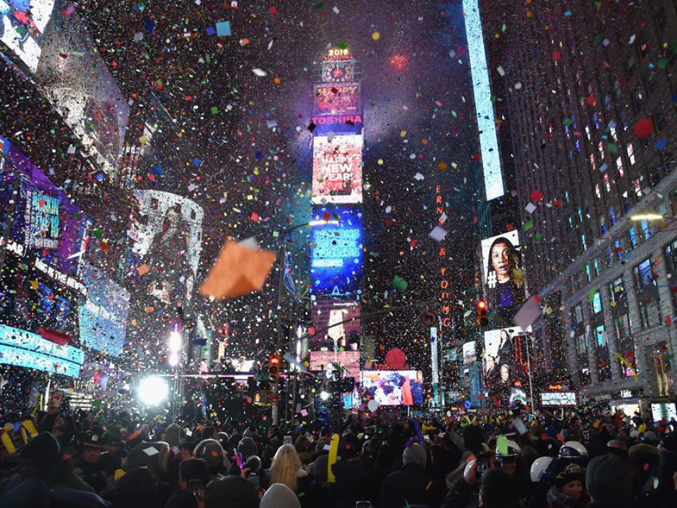 Mariah Carey nu va mai cânta la petrecerea de Anul Nou din Times Square. O artistă celebră o înlocuieşte 