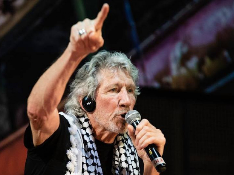 Cu ajutorul lui Roger Waters de la Pink Floyd, doi băieţi răpiţi de tatăl lor în Siria şi-au regăsit mama