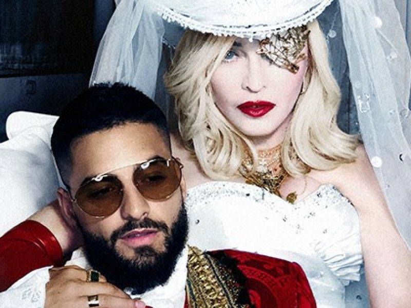 VIDEO - Madonna, din nou în rochie de mireasă în videoclipul “Medellin”