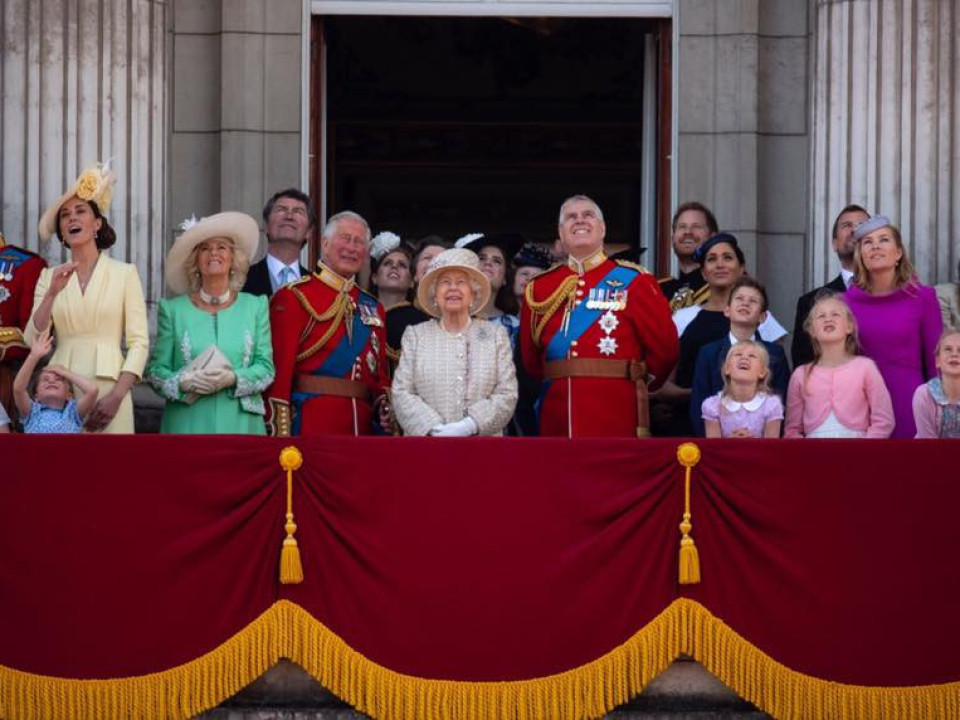 Trooping the Colour: La aniversarea Reginei, George, Charlotte şi Louis au fost în centrul atenţiei 