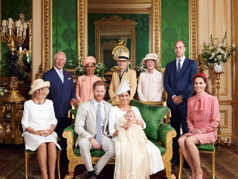 Kate Middleton a strălucit la botezul lui Archie în rochia ei preferată 