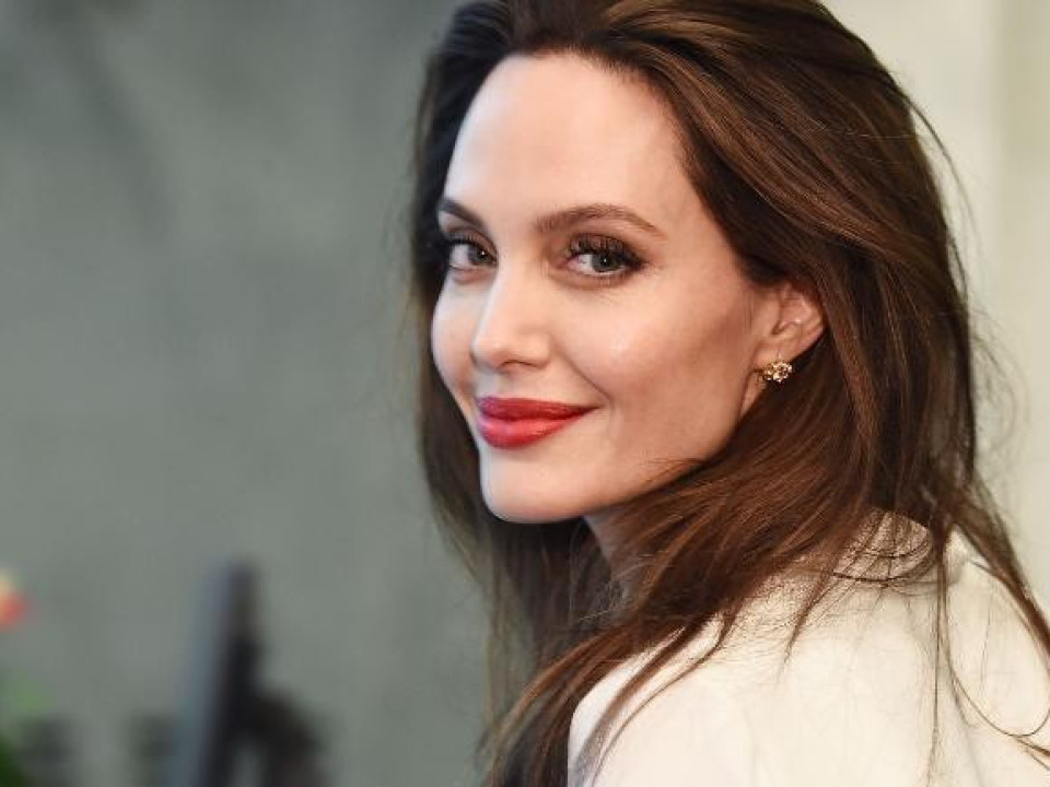 Angelina Jolie revine pe marile ecrane în thriller-ul emoționant „Those Who Wish Me Dead” 