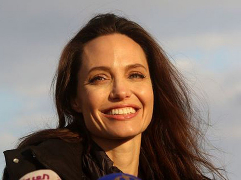 Angelina Jolie a trecut printr-o transformare radicală pentru noul său film 