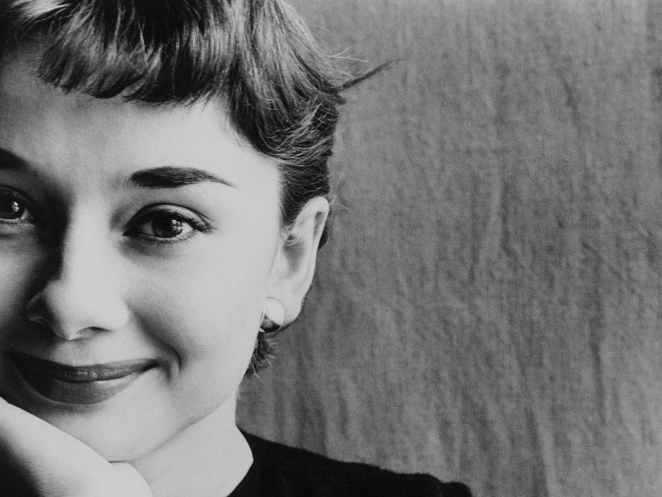 “Audrey”, serialul despre una dintre cele mai fermecătoare actriţe ale secolului 20 