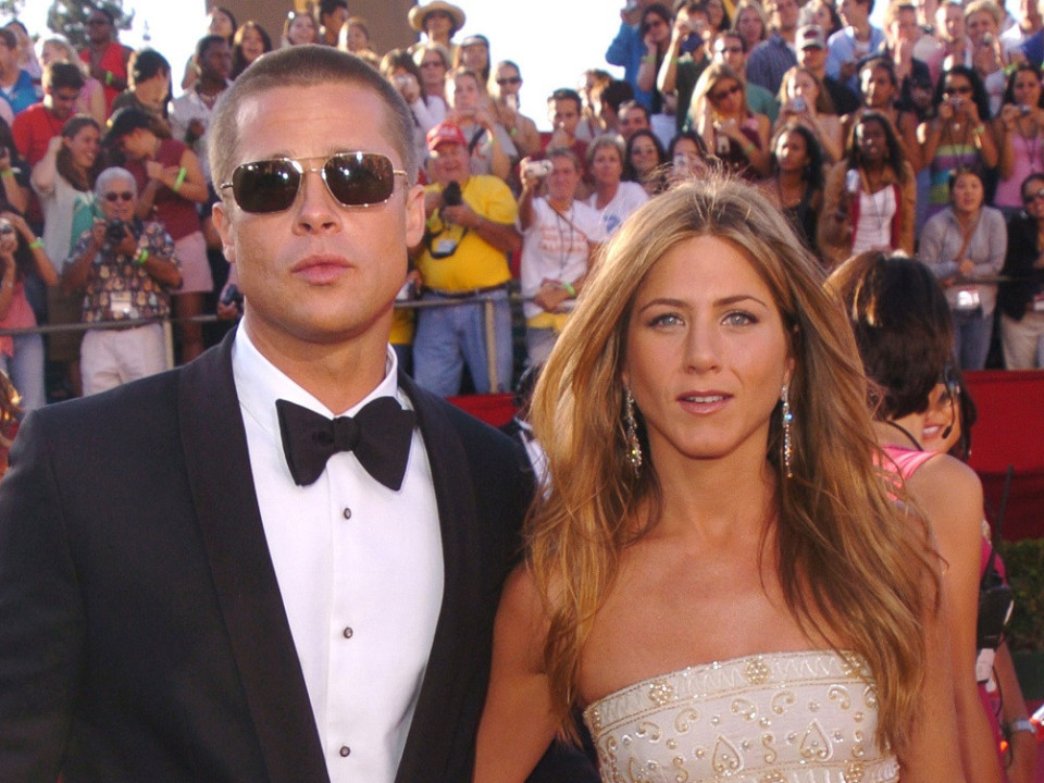 Brad Pitt şi Jennifer Aniston s-au întâlnit vara aceasta în Italia, în vila lui George Clooney 
