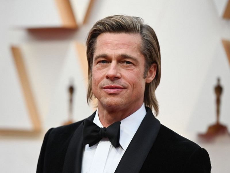 Cum şi-a arătat Brad Pitt recunoştinţa pentru make-up artistul său 