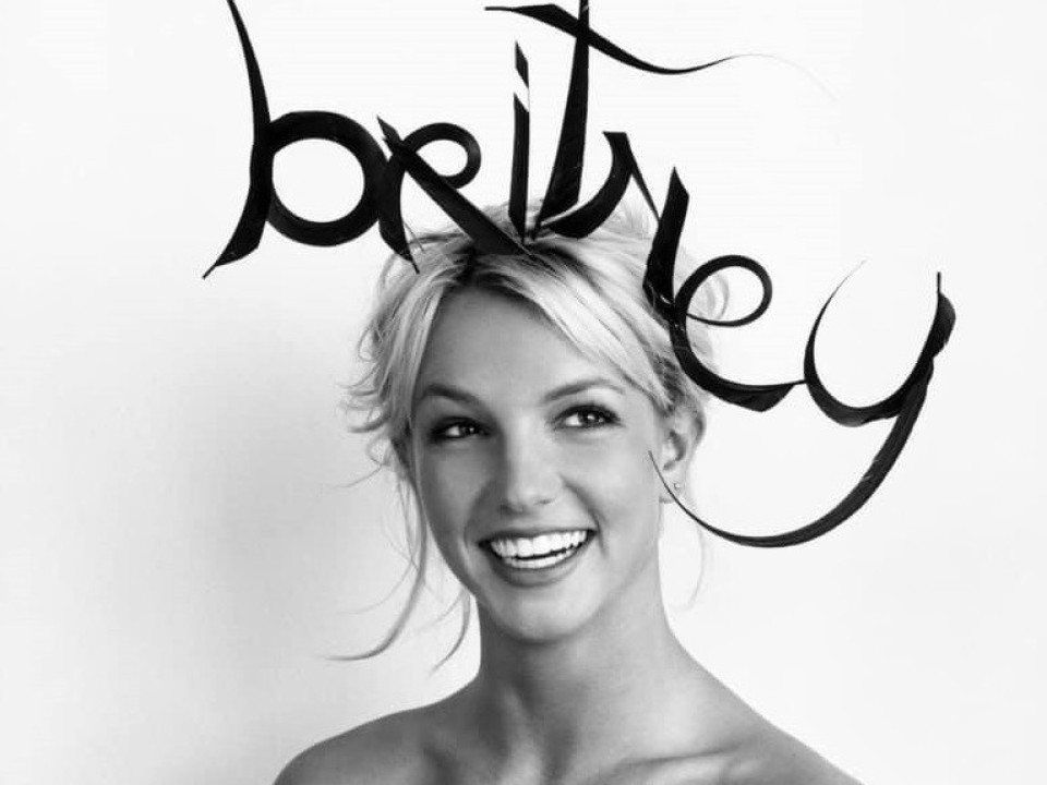Britney Spears îşi scrie memoriile pentru o sumă fabuloasă  