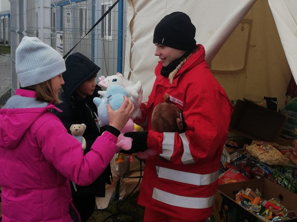 Crucea Roșie Română a intervenit de urgență pentru a ajuta Ucraina 