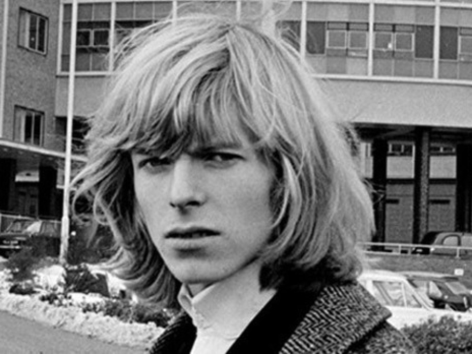 Prima înregistrare a lui David Bowie a fost vândută la licitaţie 