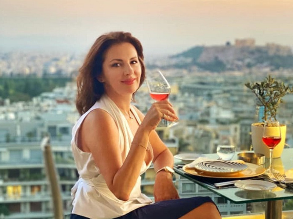 Diana Pavelescu, expert degustător de vinuri - “Vinul creează o emoţie. E ceva magic” 