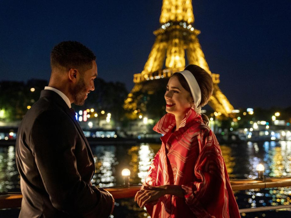 Au apărut primele imagini din „Emily in Paris”, sezonul 2! Serialul revine pe Netflix în 2021
