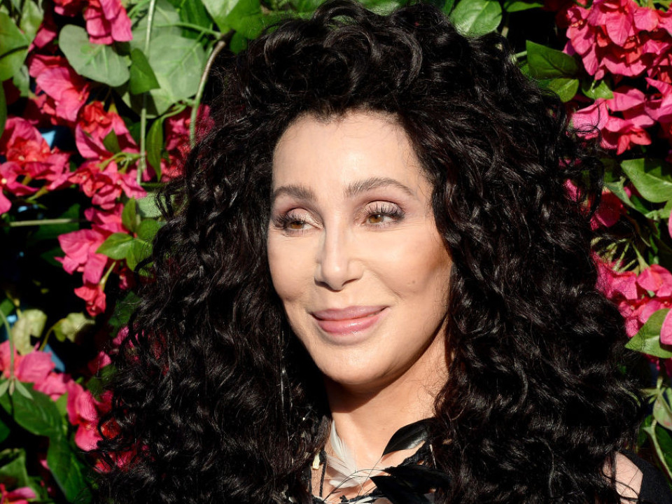 Incredibila Cher! Cum a apărut la 72 de ani la avanpremiera “Mamma Mia 2” de la Londra