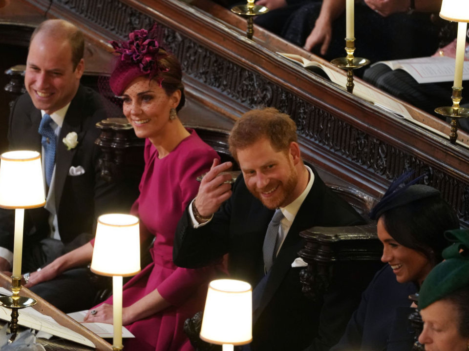 Ducesele la nunta Prinţesei Eugenie - Cum s-au îmbrăcat Kate Middleton şi Meghan Markle 