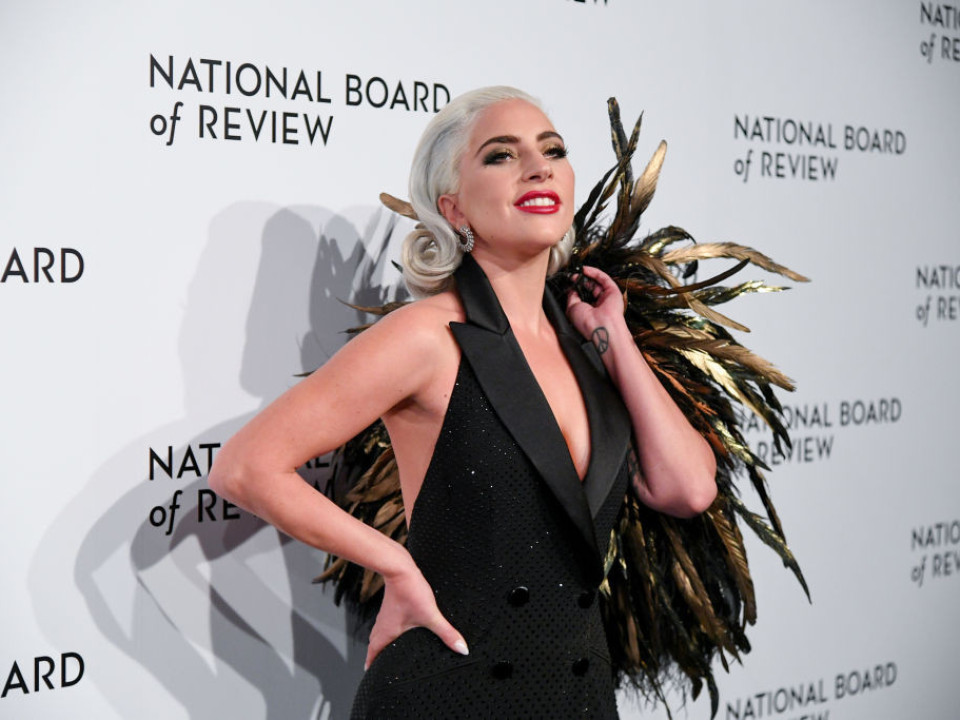Lady Gaga, premiată la National Board of Review Awards 