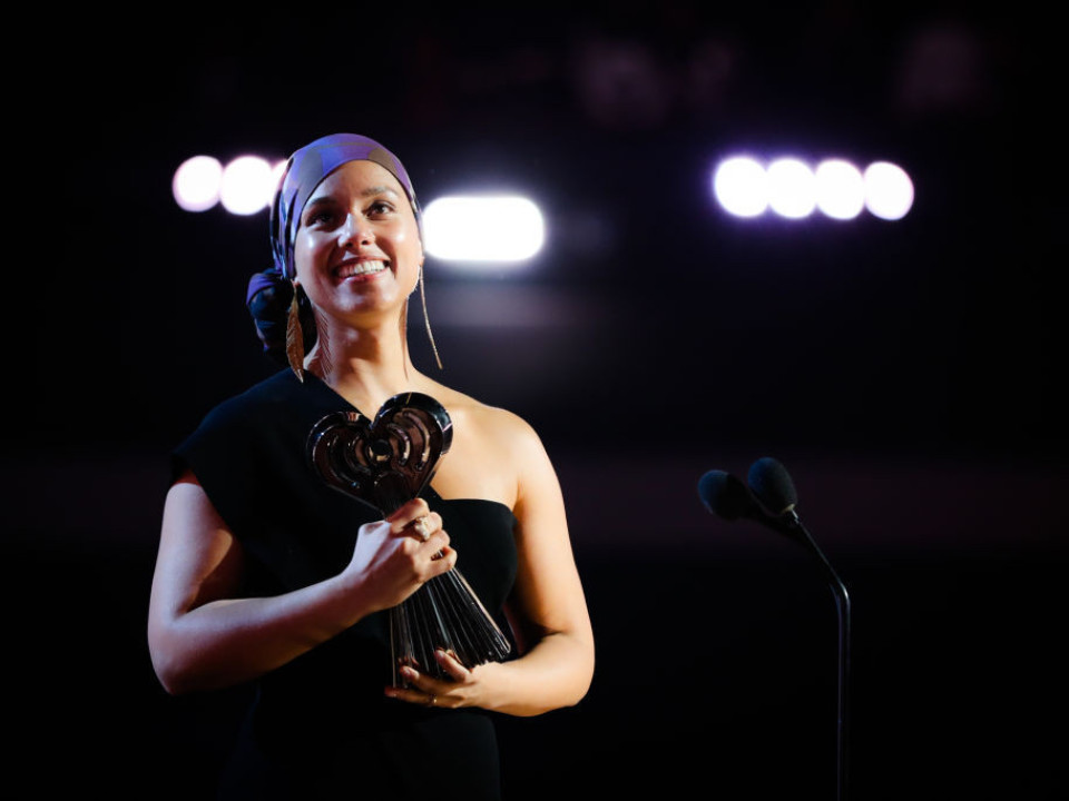 Alicia Keys a cântat alături de fiul ei de 8 ani la Gala iHeartRadio Music Awards