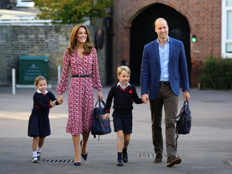 Prinţesa Charlotte şi Prinţul George au început şcoala. Imagini adorabile cu cei doi 