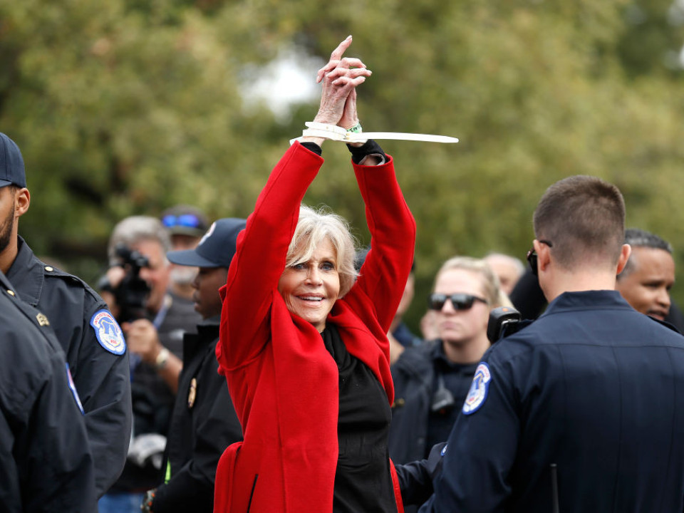 Jane Fonda, la a treia arestare în trei săptămâni
