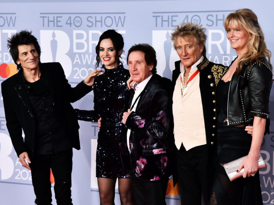 Celebrităţi pe covorul roşu la BRIT Awards 2020