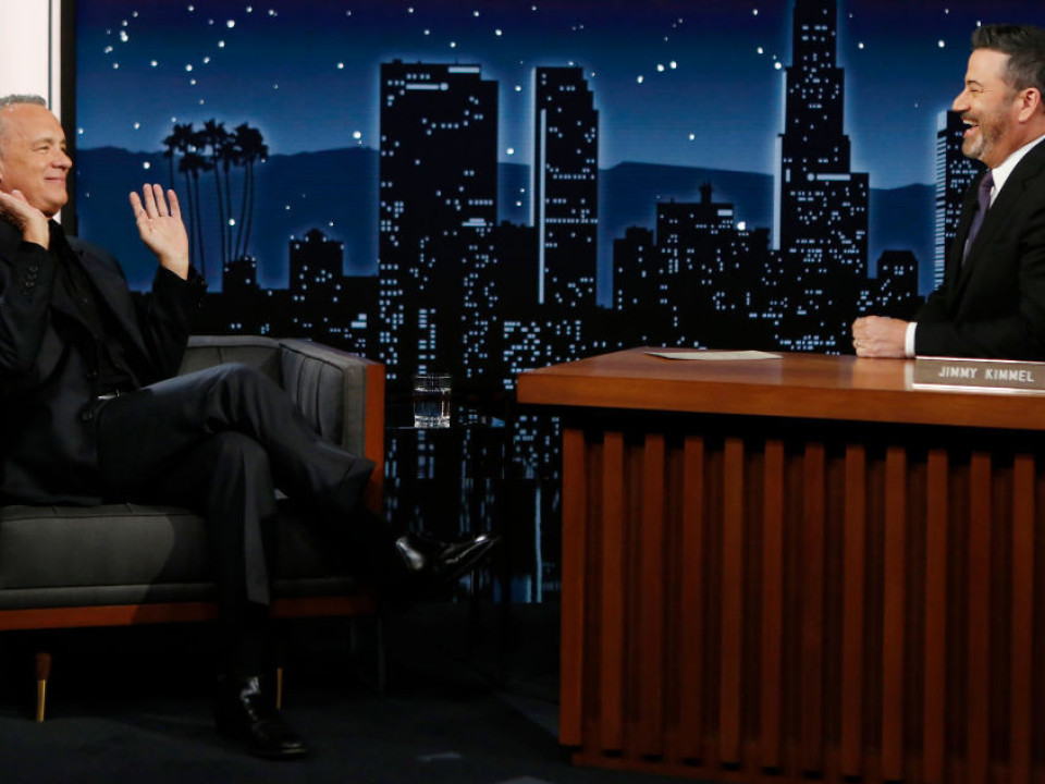 Tom Hanks a povestit cu umor de ce nu a zburat în spaţiu la propunerea lui Jeff Bezos 