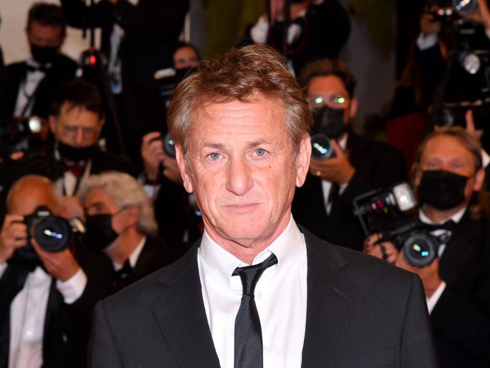 Sean Penn, acompaniat de fiica lui, Dylan, la Festivalul de Film de la Cannes 