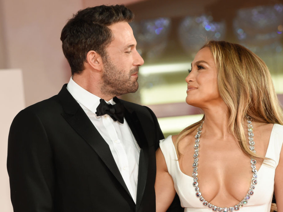 Jennifer Lopez - Mărturisiri despre povestea de iubire cu Ben Affleck la un an de la regăsirea lor 