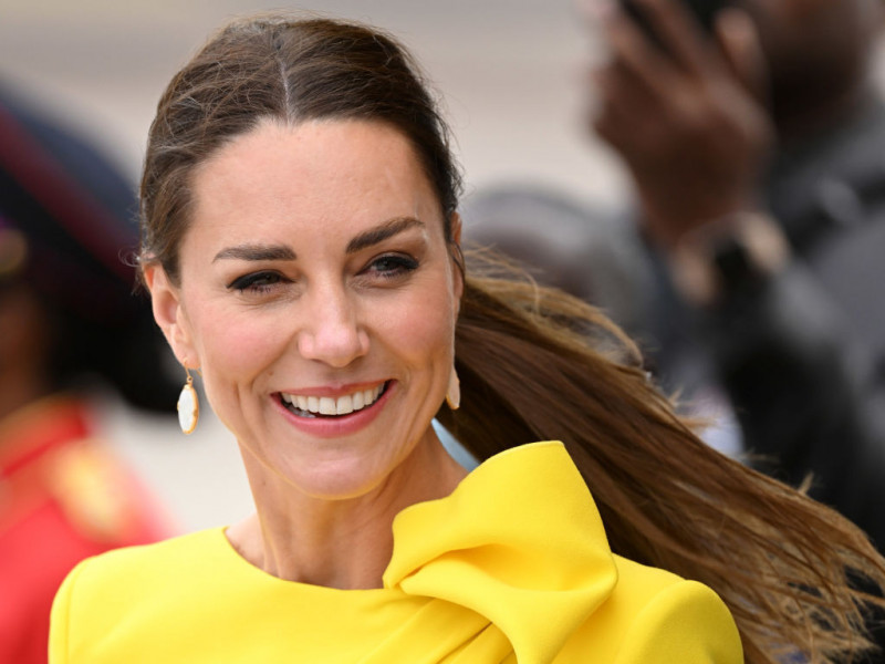 Kate Middleton şi ţinutele sale colorate din turneul din Caraibe