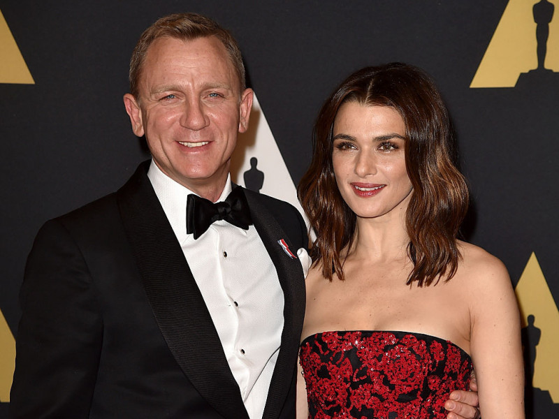 Agentul 007 este din nou tată. Daniel Craig şi Rachel Weisz sunt părinţii unei fetiţe 