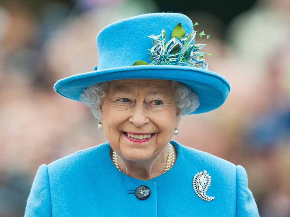 Regina Elisabeta a II-a a petrecut o noapte la spital 