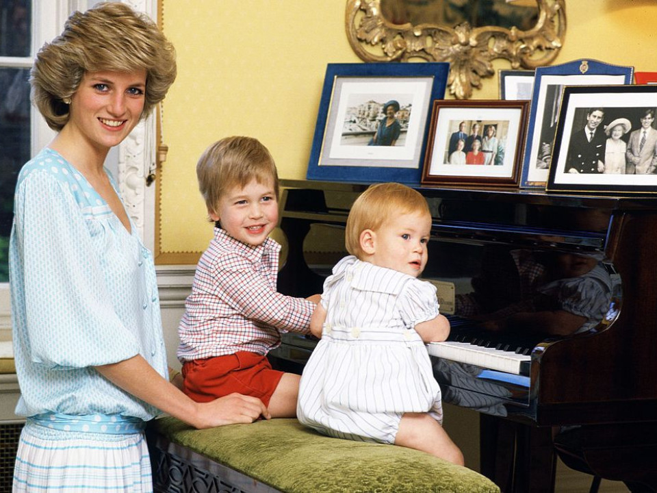Prinţesa Diana ne-a fascinat cu părul ei blond luminos. Care era secretul său de frumuseţe 