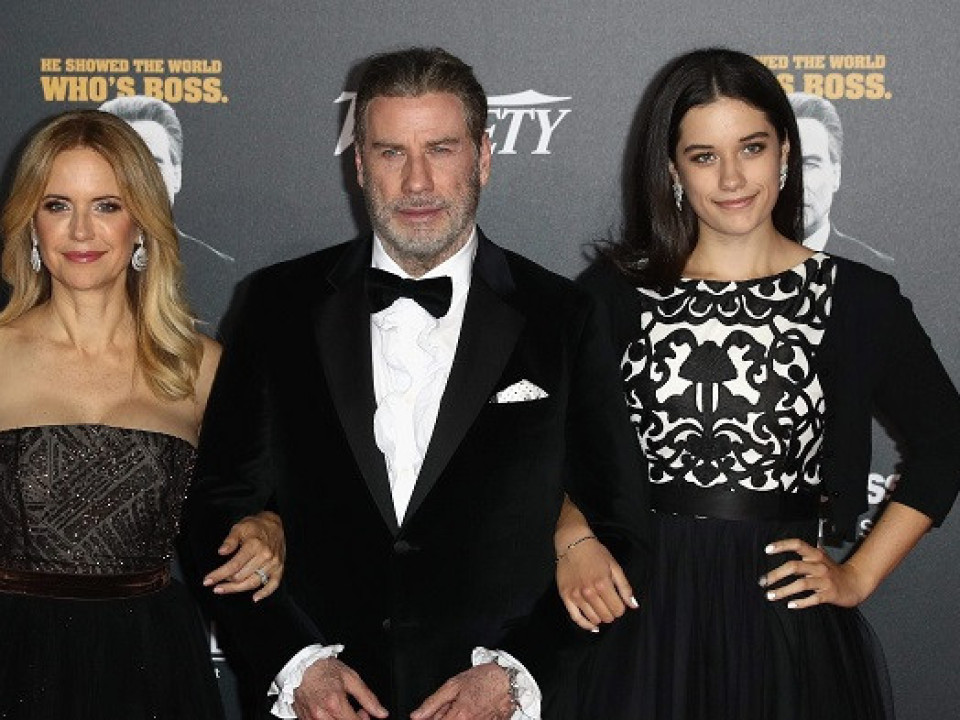 John Travolta a dansat cu fiica lui pentru a-i aduce un omagiu lui Kelly Preston 