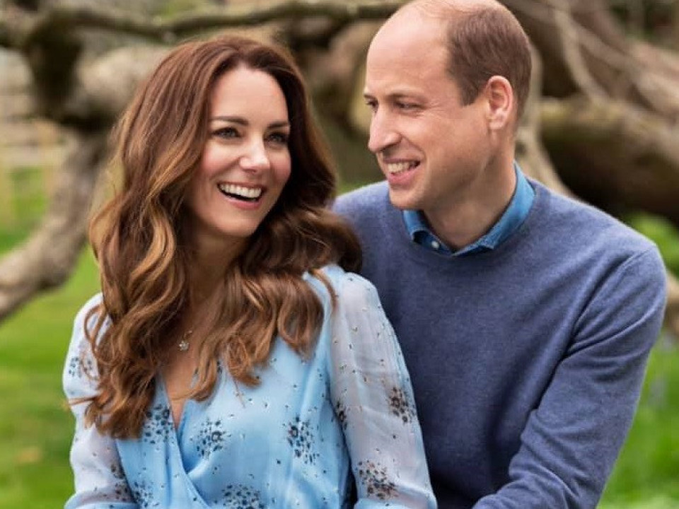 Ducii de Cambridge au publicat un videoclip de familie pentru a celebra 10 ani de la căsătorie 