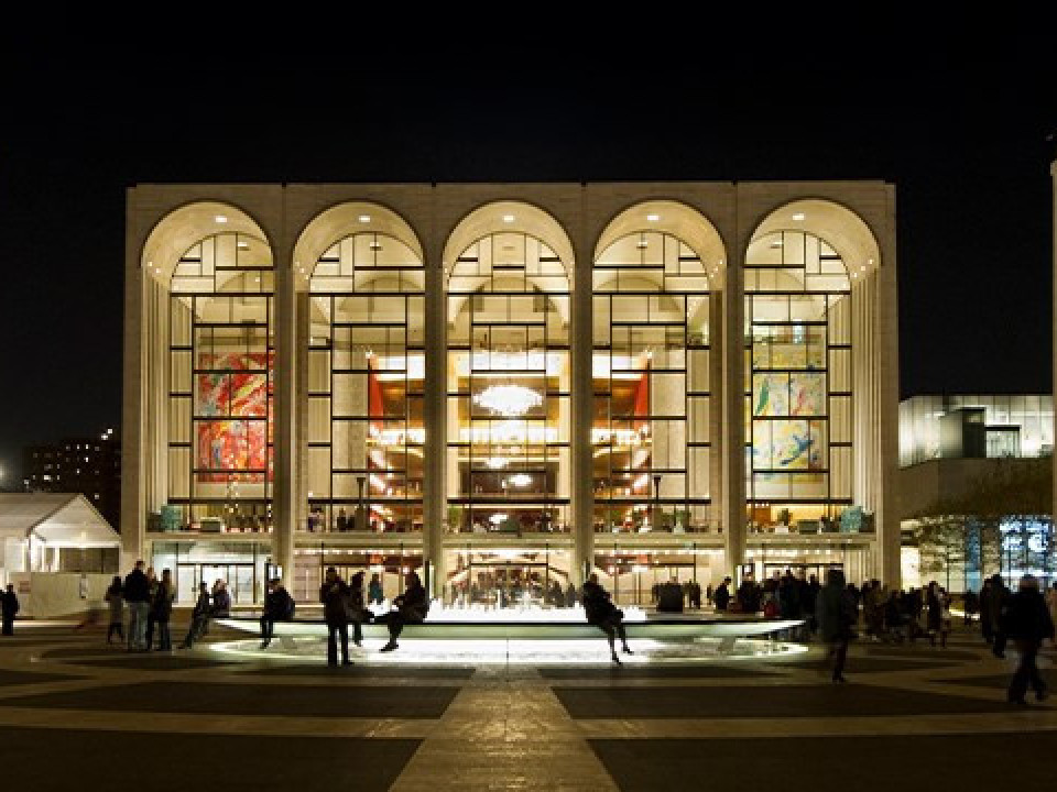 Metropolitan Opera transmite online spectacole celebre din ultimii 14 ani. Programul acestei săptămâni 