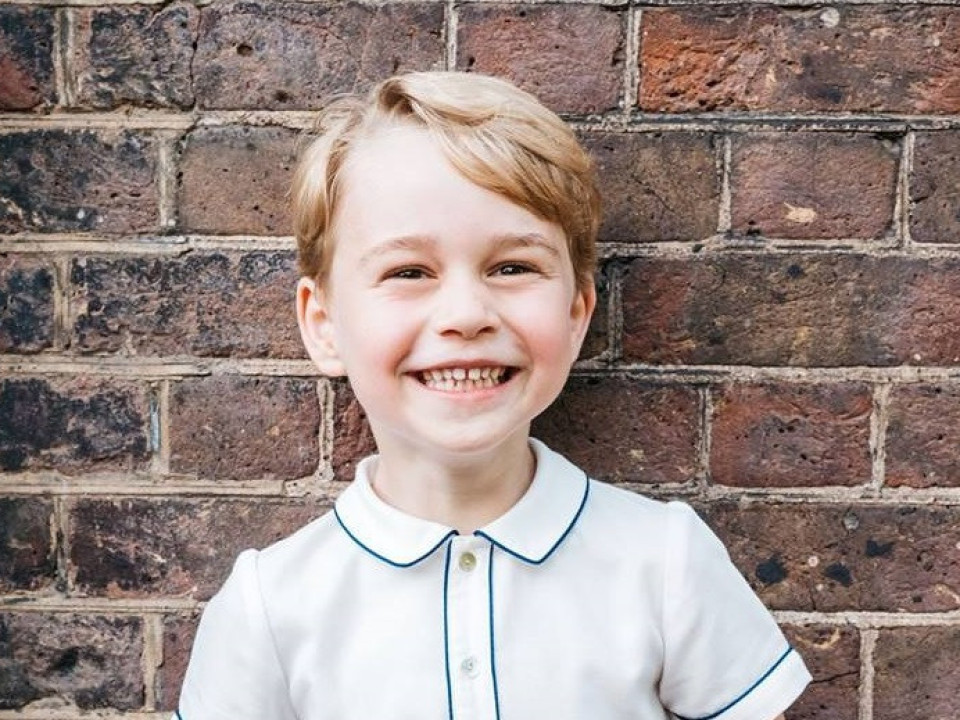 Prinţul George, un nou portret la aniversarea de 5 ani. Cum a fost surprins