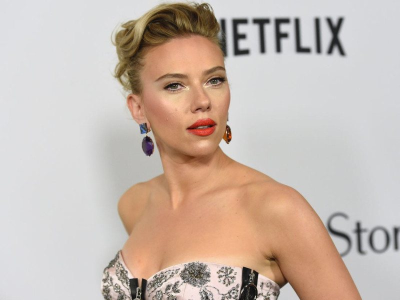 Scarlett Johansson devine soția perfectă pentru Frankenstein în filmul "Bride"