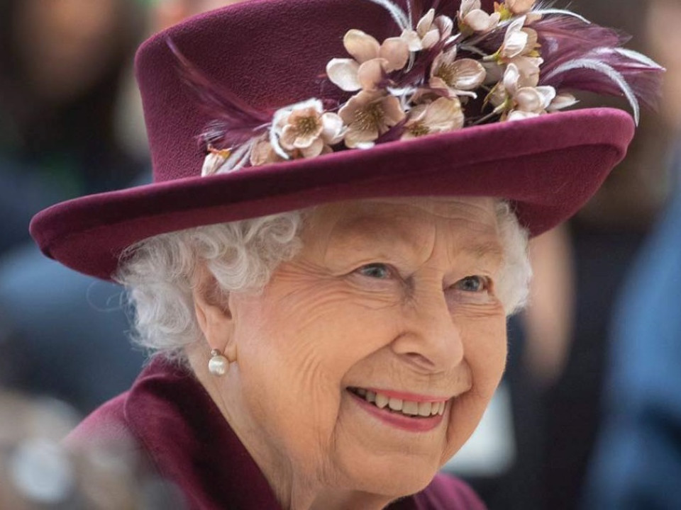 Regina Elisabeta a II-a împlineşte 96 de ani. Portretul suveranei publicat cu această ocazie
