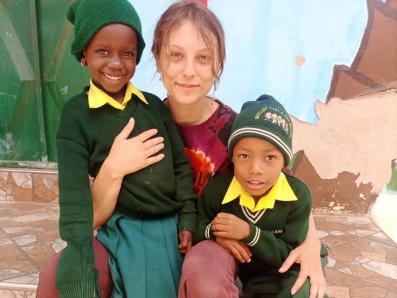 Ilinca Palea: „Ce am văzut în ultimele două luni în Africa mi-a arătat cât de multe lucruri luăm de bune acasă”