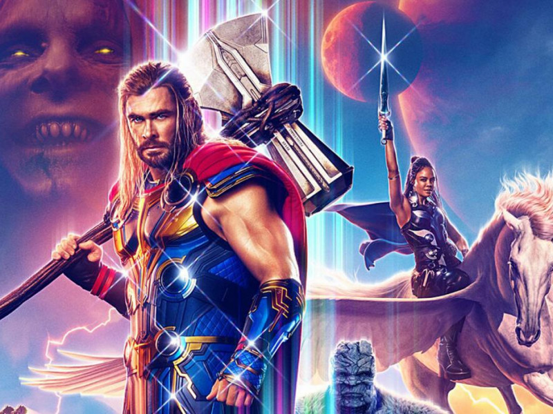„Thor: Love and Thunder”, un film cu supereroi ca un album de heavy metal cu un viking spațial pe copertă
