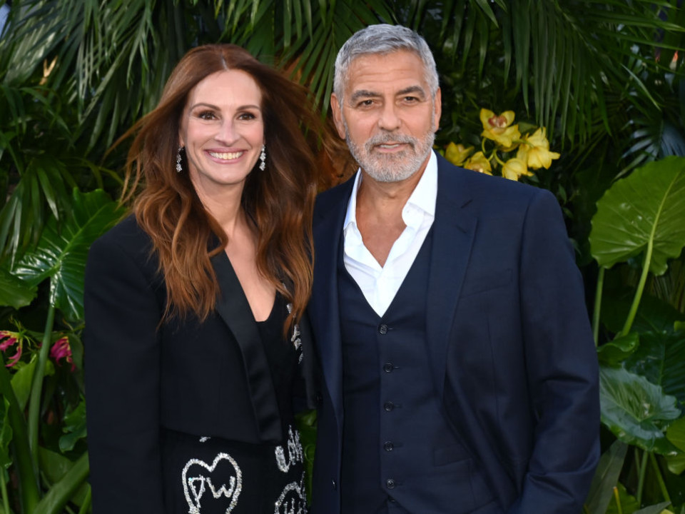 Julia Roberts şi George Clooney, la Londra, la avanpremiera filmului “Ticket to Paradise”