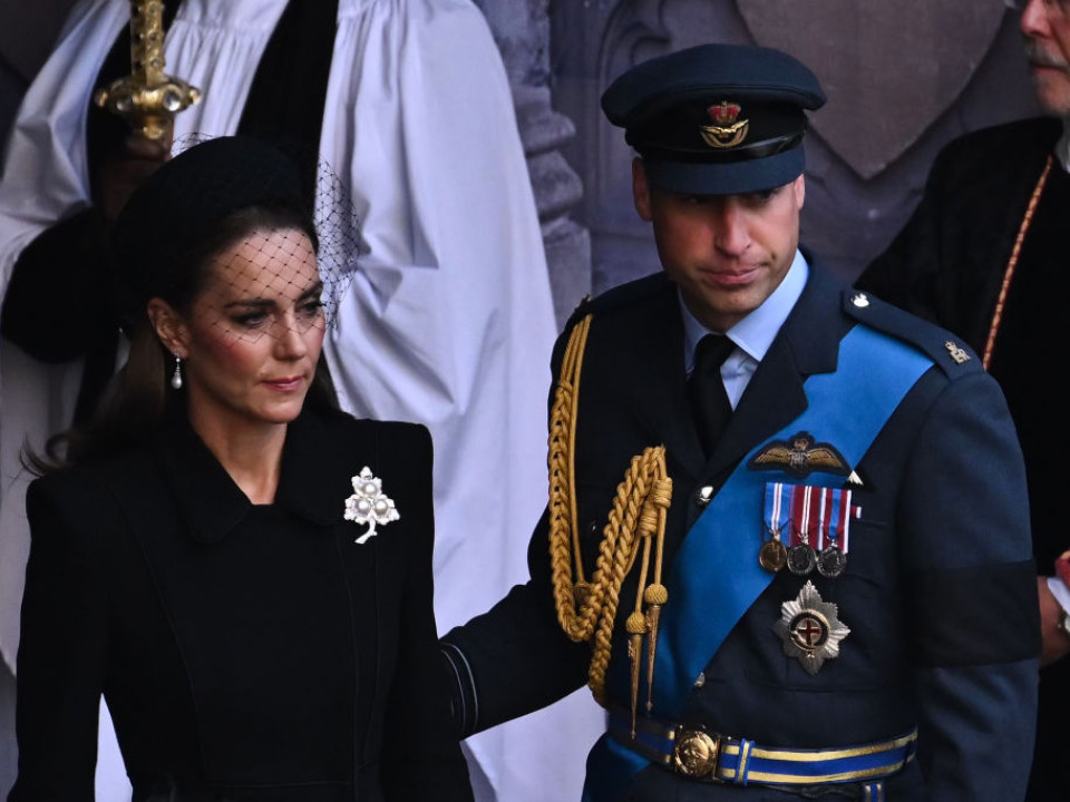 Omagiul pe care Kate Middleton l-a adus Reginei Elisabeta a II-a şi Prinţesei Diana