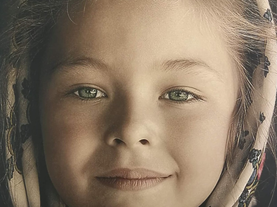 Portretul unei fetiţe din Maramureş a ajuns cea mai premiată fotografie din lume