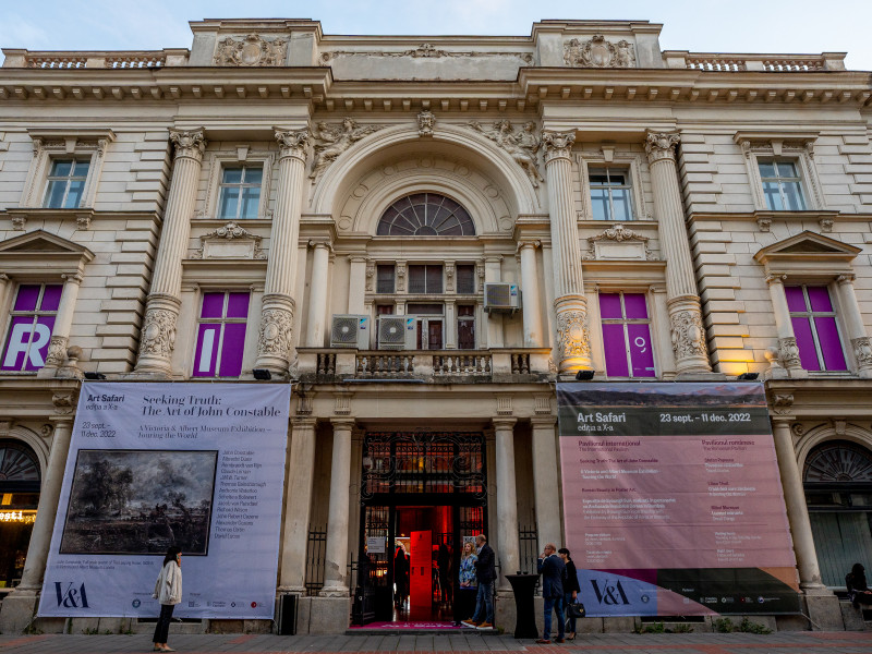 Art Safari încheie 2022 cu peste 120.000 de vizitatori și continuă în 2023 parteneriatul istoric cu marele muzeu londonez Victoria and Albert