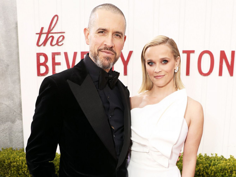 Reese Witherspoon divorţează după 12 ani de căsnicie