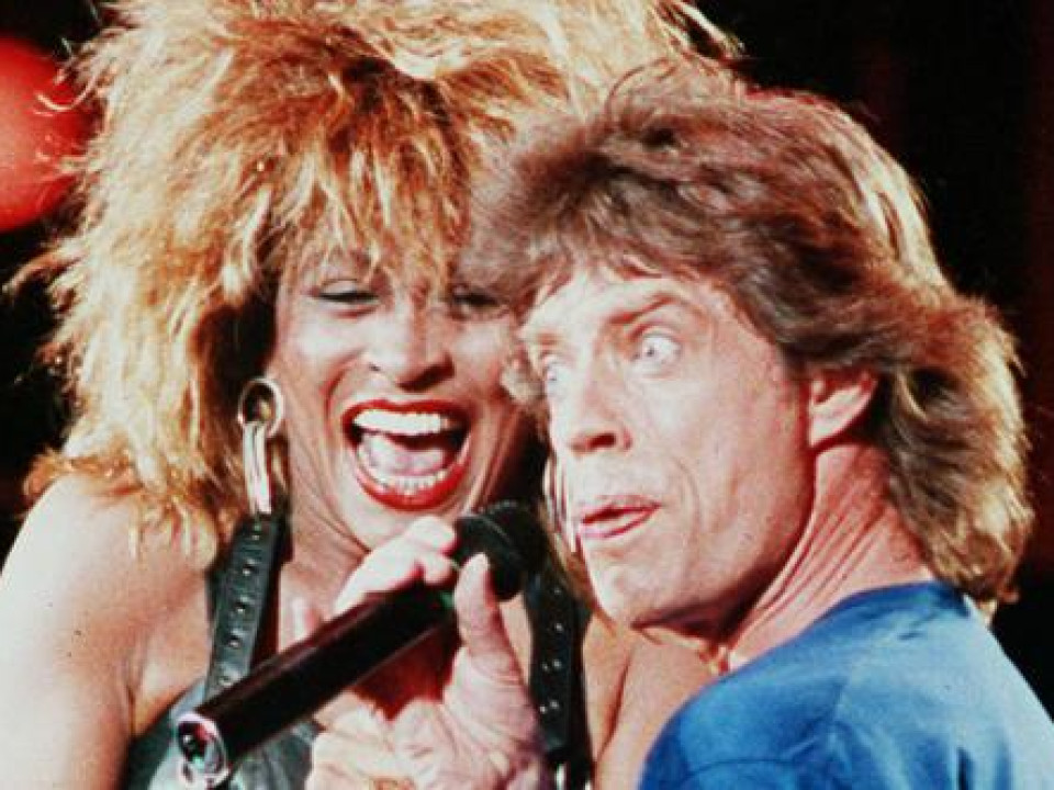 Omagiul pe care celebrităţile îl aduc Reginei Rock’n’Roll-ului. Mick Jagger, Viola Davis, Bryan Adams, Gloria Gaynor scriu despre Tina - "simbol", "femeia puternică", "legenda"