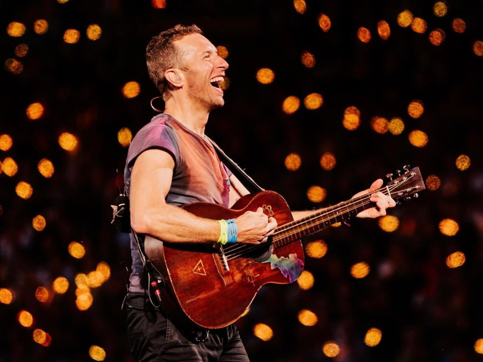 Coldplay  cântă la Bucureşti pe 12 iunie 2024, în cadrul „Music Of The Spheres World Tour”, un turneu eco-friendly