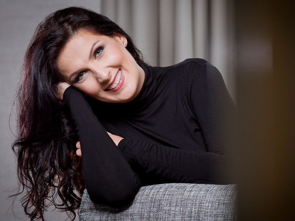 Celebra soprană Adela Zaharia: „Vor fi două seri foarte speciale, foarte emoționante cu Plácido Domingo!”